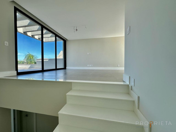 Imagem Casa de Condomínio com 4 Quartos à Venda, 500 m² em Barra Da Tijuca - Rio De Janeiro