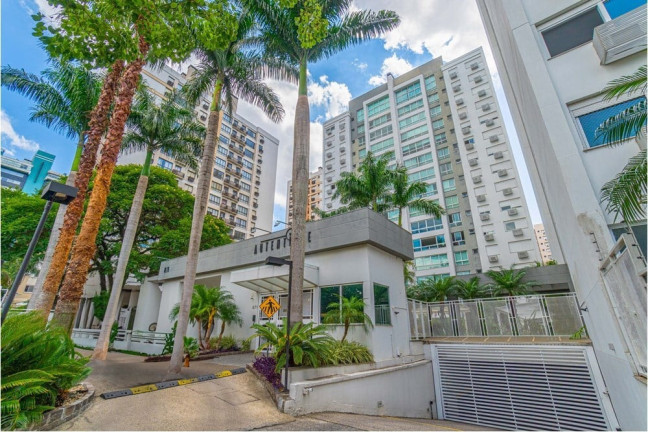 Apartamento com 3 Quartos à Venda, 106 m² em Passo Da Areia - Porto Alegre