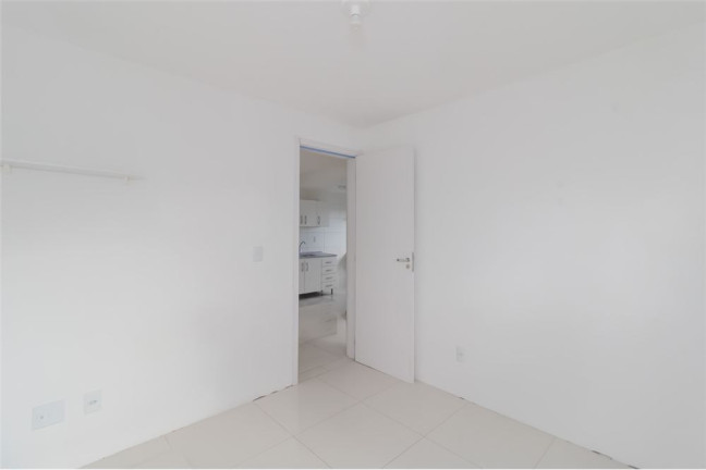 Imagem Imóvel com 2 Quartos à Venda, 44 m² em Lomba Do Pinheiro - Porto Alegre Imagem Imóvel com 2 Quartos à Venda, 44 m² em Lomba Do Pinheiro - Porto Alegre