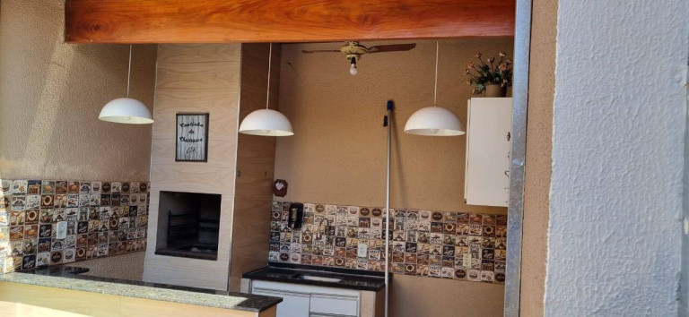Imagem Casa com 2 Quartos à Venda, 144 m² em Bauru Imagem Casa com 2 Quartos à Venda, 144 m² em Bauru