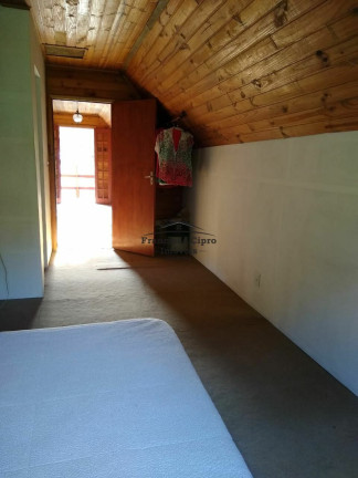 Imagem Sobrado com 3 Quartos à Venda, 234 m² em Santa Barbara - Guaratinguetá Imagem Sobrado com 3 Quartos à Venda, 234 m² em Santa Barbara - Guaratinguetá