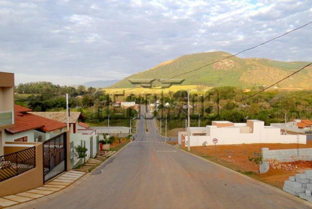 Imagem Terreno à Venda, 250 m² em Guaripocaba - Bragança Paulista Imagem Terreno à Venda, 250 m² em Guaripocaba - Bragança Paulista