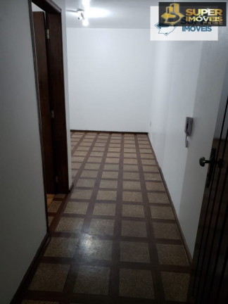 Imagem Imóvel com 11 Quartos à Venda, 212 m² em Centro - Pelotas