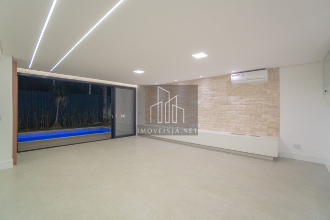 Imagem Casa com 3 Quartos à Venda, 278 m² em Alphaville - Santana De Parnaíba Imagem Casa com 3 Quartos à Venda, 278 m² em Alphaville - Santana De Parnaíba