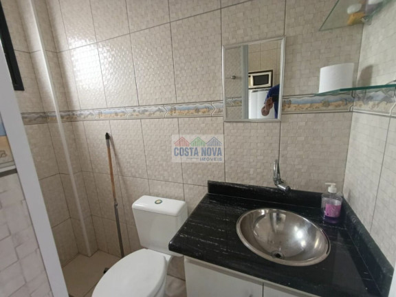 Imagem Apartamento com 1 Quarto à Venda, 28 m² Imagem Apartamento com 1 Quarto à Venda, 28 m²