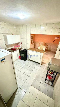 Imagem Casa com 6 Quartos à Venda, 160 m² em Conjunto Ceará - Fortaleza Imagem Casa com 6 Quartos à Venda, 160 m² em Conjunto Ceará - Fortaleza