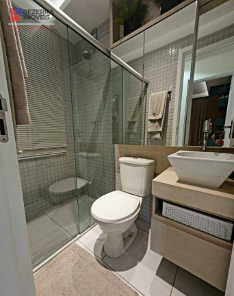 Imagem Apartamento com 2 Quartos à Venda, 45 m² em Pajuçara - Natal