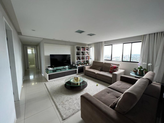 Imagem Imóvel com 4 Quartos à Venda, 226 m² em Casa Forte - Recife Imagem Imóvel com 4 Quartos à Venda, 226 m² em Casa Forte - Recife