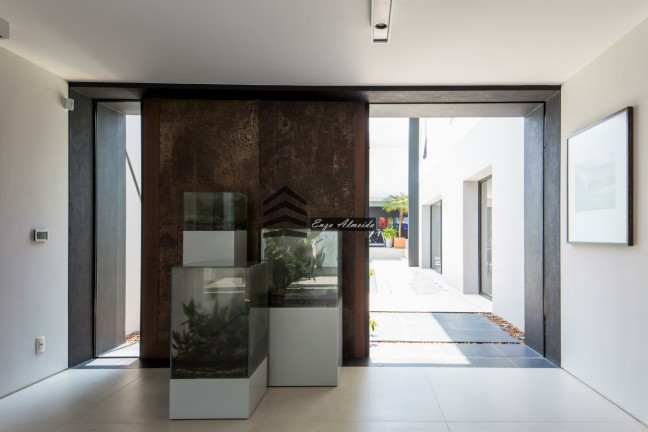 Imagem Casa com 3 Quartos à Venda, 723 m² em Jardim Paulista - São Paulo Imagem Casa com 3 Quartos à Venda, 723 m² em Jardim Paulista - São Paulo