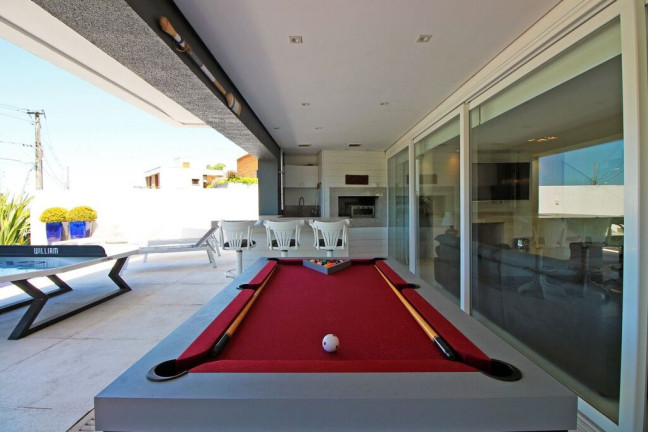 Imagem Casa de Condomínio com 4 Quartos à Venda, 341 m² em Vila Nova - Porto Alegre Imagem Casa de Condomínio com 4 Quartos à Venda, 341 m² em Vila Nova - Porto Alegre