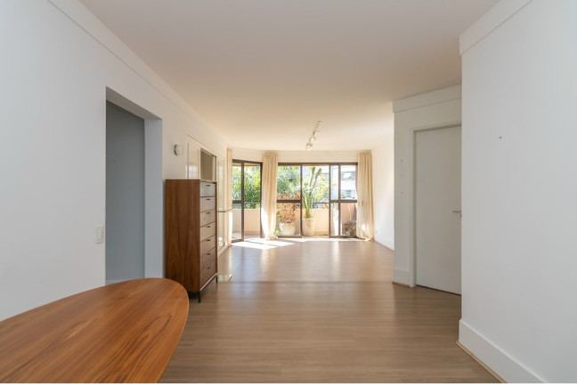 Imagem Apartamento com 2 Quartos à Venda, 127 m² em Moema - São Paulo Imagem Apartamento com 2 Quartos à Venda, 127 m² em Moema - São Paulo