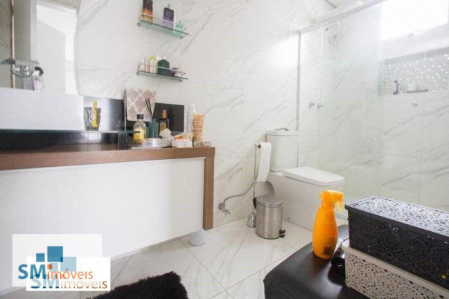 Imagem Casa com 3 Quartos à Venda, 300 m² em Brooklin Paulista - São Paulo Imagem Casa com 3 Quartos à Venda, 300 m² em Brooklin Paulista - São Paulo