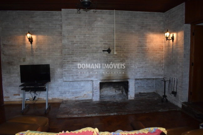 Imagem Casa com 4 Quartos à Venda, 242 m² em Região De Capivari - Campos Do Jordão Imagem Casa com 4 Quartos à Venda, 242 m² em Região De Capivari - Campos Do Jordão
