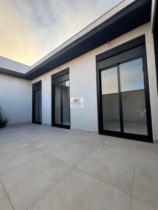 Imagem Casa com 3 Quartos à Venda, 140 m² em Wanel Ville - Sorocaba Imagem Casa com 3 Quartos à Venda, 140 m² em Wanel Ville - Sorocaba