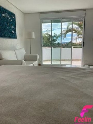 Imagem Casa com 3 Quartos à Venda, 390 m² em Lagoa Da Conceição - Florianópolis Imagem Casa com 3 Quartos à Venda, 390 m² em Lagoa Da Conceição - Florianópolis