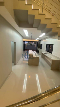 Imagem Sobrado com 3 Quartos à Venda, 312 m² em Residencial Parqville Jacarandá - Aparecida De Goiânia Imagem Sobrado com 3 Quartos à Venda, 312 m² em Residencial Parqville Jacarandá - Aparecida De Goiânia