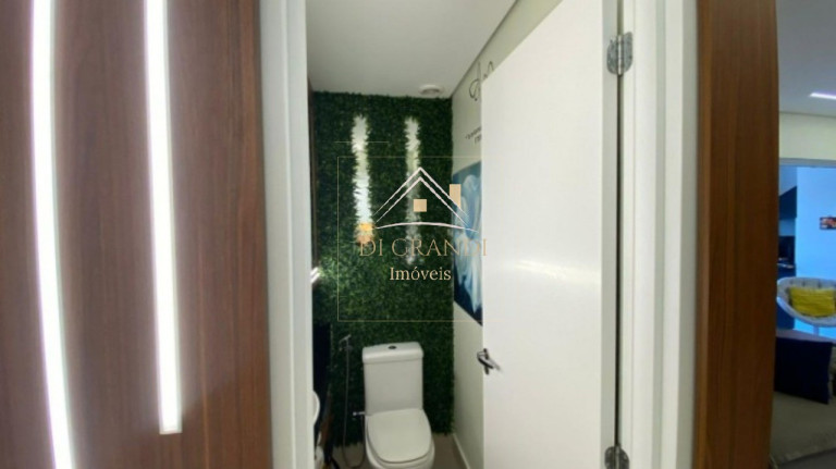 Imagem Imóvel com 2 Quartos à Venda, 83 m² em Taquaral - Campinas Imagem Imóvel com 2 Quartos à Venda, 83 m² em Taquaral - Campinas