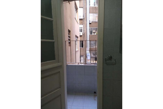 Imagem Imóvel com 1 Quarto à Venda, em Cidade Baixa - Porto Alegre Imagem Imóvel com 1 Quarto à Venda, em Cidade Baixa - Porto Alegre