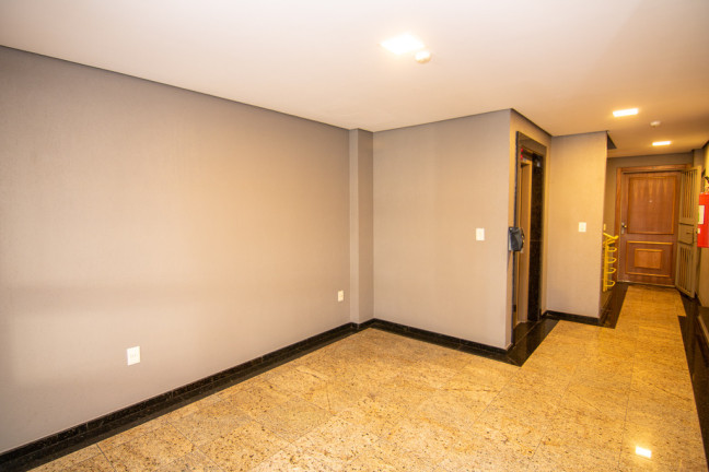 Imagem Apartamento com 2 Quartos à Venda, 134 m² em Petrópolis - Porto Alegre Imagem Apartamento com 2 Quartos à Venda, 134 m² em Petrópolis - Porto Alegre