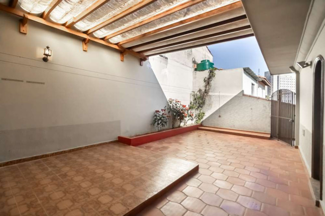 Imagem Casa com 4 Quartos à Venda, em Interlagos - São Paulo Imagem Casa com 4 Quartos à Venda, em Interlagos - São Paulo