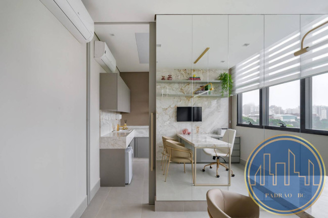 Imagem Sala Comercial à Venda, 94 m² em Batel - Curitiba