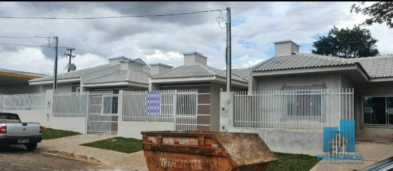 Imagem Casa com 3 Quartos à Venda, 57 m² em Jardim Carvalho - Ponta Grossa Imagem Casa com 3 Quartos à Venda, 57 m² em Jardim Carvalho - Ponta Grossa