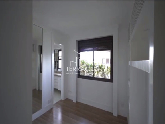 Imagem Imóvel com 4 Quartos à Venda, 592 m² em Vila Andrade - São Paulo Imagem Imóvel com 4 Quartos à Venda, 592 m² em Vila Andrade - São Paulo