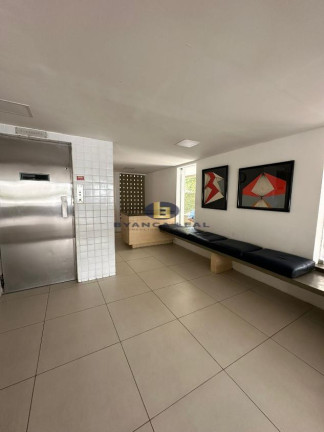 Imagem Apartamento com 3 Quartos à Venda, 110 m² em Casa Amarela - Recife
