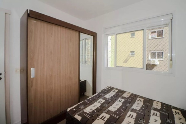 Imagem Imóvel com 2 Quartos à Venda, 55 m² em Jardim Carvalho - Porto Alegre Imagem Imóvel com 2 Quartos à Venda, 55 m² em Jardim Carvalho - Porto Alegre