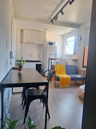 Imagem Apartamento com 1 Quarto à Venda, 32 m² em Azenha - Porto Alegre Imagem Apartamento com 1 Quarto à Venda, 32 m² em Azenha - Porto Alegre