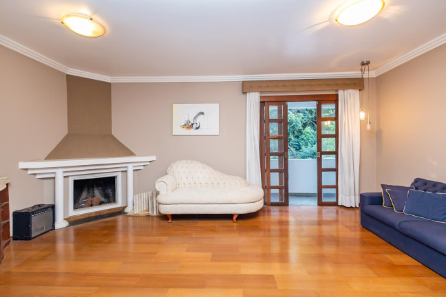 Imagem Casa com 4 Quartos para Alugar, 470 m² em Abranches - Curitiba Imagem Casa com 4 Quartos para Alugar, 470 m² em Abranches - Curitiba