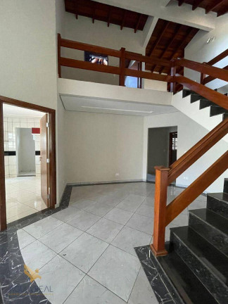 Imagem Sobrado com 3 Quartos à Venda, 270 m² em Carandá Bosque - Campo Grande Imagem Sobrado com 3 Quartos à Venda, 270 m² em Carandá Bosque - Campo Grande