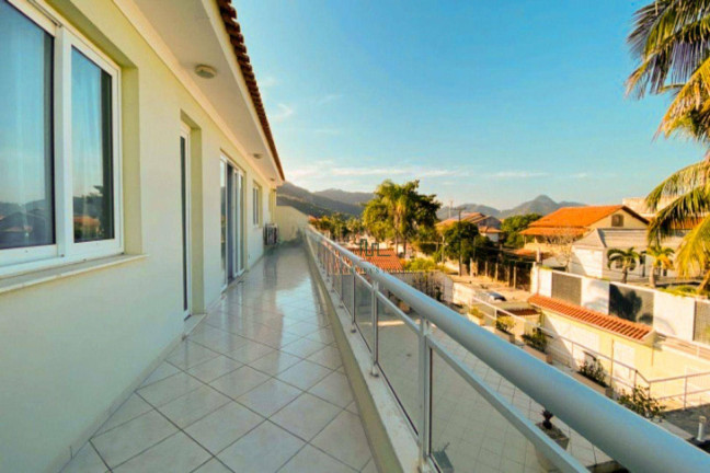 Imagem Casa com 5 Quartos à Venda, 1.200 m² em Piratininga - Niterói Imagem Casa com 5 Quartos à Venda, 1.200 m² em Piratininga - Niterói