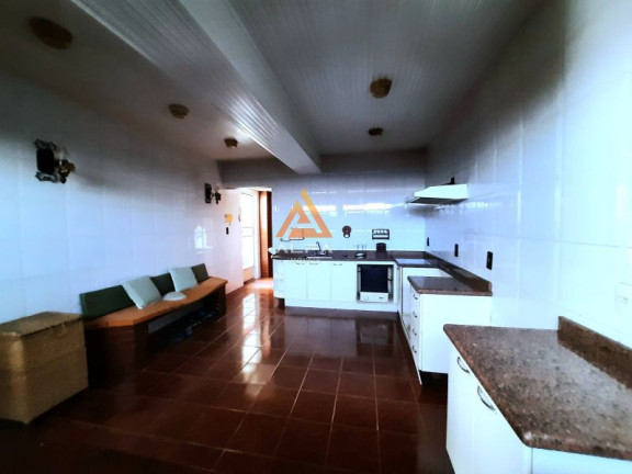 Imagem Casa com 4 Quartos à Venda, 169 m² Imagem Casa com 4 Quartos à Venda, 169 m²