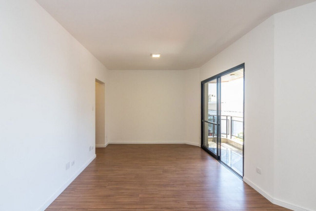 Imagem Imóvel com 3 Quartos à Venda, 112 m² em Moema - São Paulo Imagem Imóvel com 3 Quartos à Venda, 112 m² em Moema - São Paulo