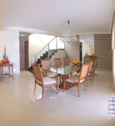 Imagem Imóvel com 4 Quartos à Venda, 350 m² em Taguatinga Norte (taguatinga) - Brasília Imagem Imóvel com 4 Quartos à Venda, 350 m² em Taguatinga Norte (taguatinga) - Brasília