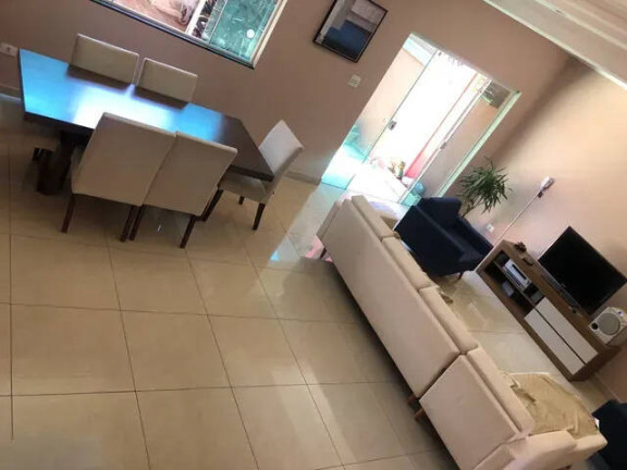 Sobrado com 3 Quartos à Venda, 140 m² em Jardim Wanel Ville V - Sorocaba