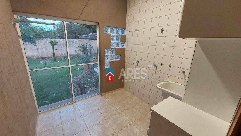 Imagem Chácara com 3 Quartos para Alugar, 332 m² em Praia Dos Namorados - Americana Imagem Chácara com 3 Quartos para Alugar, 332 m² em Praia Dos Namorados - Americana