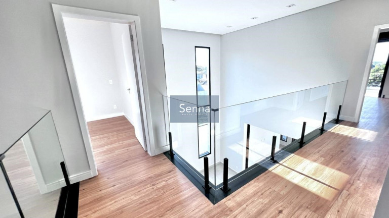 Imagem Casa com 3 Quartos à Venda, 395 m² em Medeiros - Jundiaí Imagem Casa com 3 Quartos à Venda, 395 m² em Medeiros - Jundiaí
