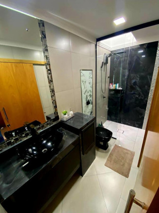 Imagem Casa com 3 Quartos à Venda, 193 m² em Jardim Liberdade - Maringá Imagem Casa com 3 Quartos à Venda, 193 m² em Jardim Liberdade - Maringá