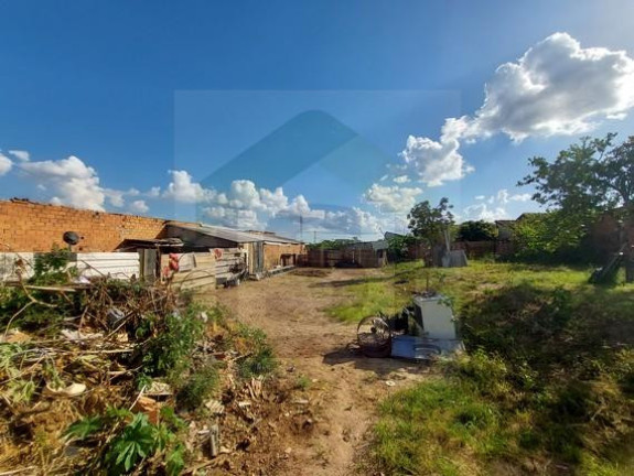 Imagem Terreno à Venda, 300 m² em Jardim América (rubião Junior) - Botucatu Imagem Terreno à Venda, 300 m² em Jardim América (rubião Junior) - Botucatu