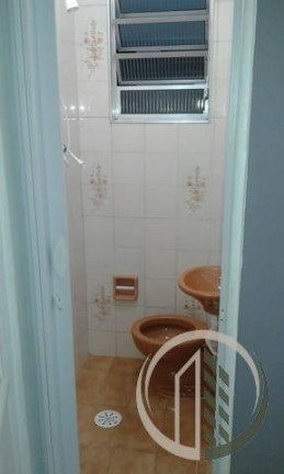 Imagem Apartamento com 2 Quartos à Venda, 70 m² em Marapé - Santos