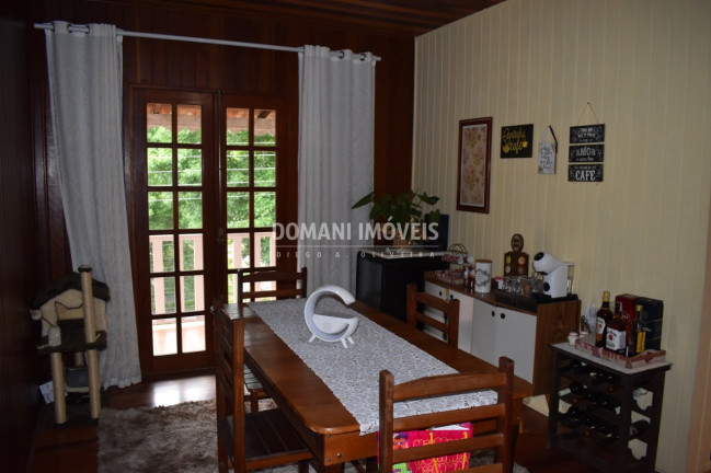 Imagem Casa com 4 Quartos à Venda, 263 m² em Região Do Toriba - Campos Do Jordão