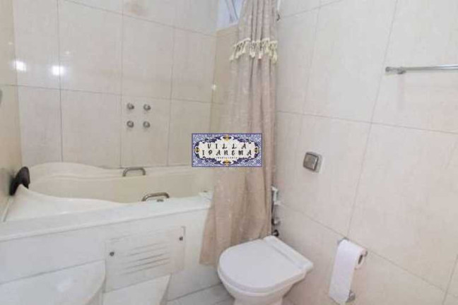 Imagem Apartamento com 4 Quartos à Venda, 180 m² em Lagoa - Rio De Janeiro Imagem Apartamento com 4 Quartos à Venda, 180 m² em Lagoa - Rio De Janeiro