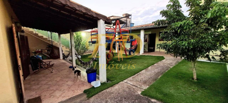 Imagem Chácara com 6 Quartos à Venda, 1.035 m² em Jardim Sun Valley - Mairiporã Imagem Chácara com 6 Quartos à Venda, 1.035 m² em Jardim Sun Valley - Mairiporã