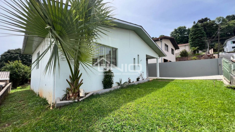 Imagem Casa com 3 Quartos à Venda, em Centro - Pato Branco Imagem Casa com 3 Quartos à Venda, em Centro - Pato Branco