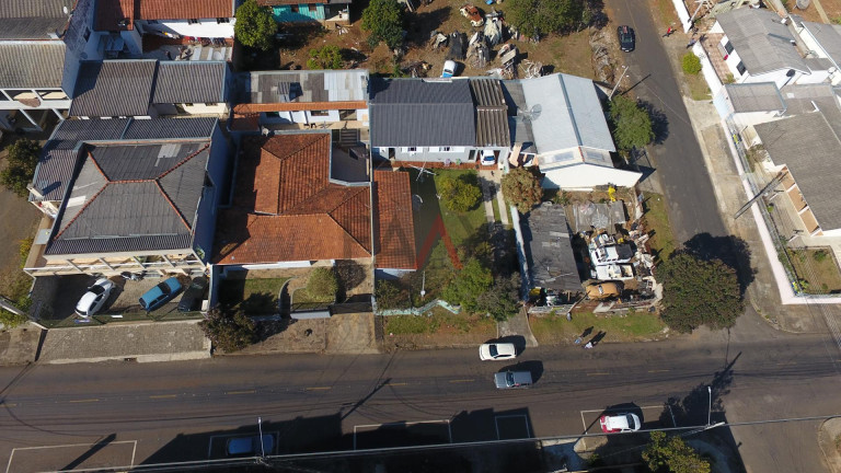 Imagem Casa com 1 Quarto à Venda, 146 m² em Bonsucesso - Guarapuava Imagem Casa com 1 Quarto à Venda, 146 m² em Bonsucesso - Guarapuava