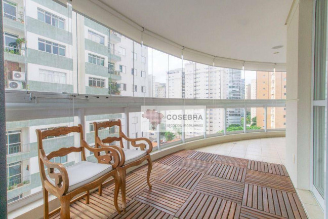 Imagem Apartamento com 3 Quartos à Venda, 124 m² em Moema - São Paulo Imagem Apartamento com 3 Quartos à Venda, 124 m² em Moema - São Paulo