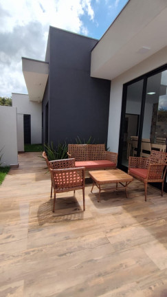 Imagem Casa com 3 Quartos à Venda, 170 m² em Ninho Verde Ii - Pardinho Imagem Casa com 3 Quartos à Venda, 170 m² em Ninho Verde Ii - Pardinho