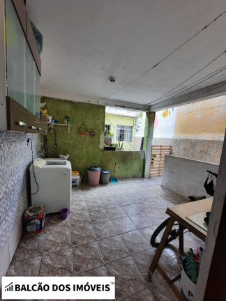 Imagem Casa com 5 Quartos à Venda, 250 m² em São Paulo Imagem Casa com 5 Quartos à Venda, 250 m² em São Paulo